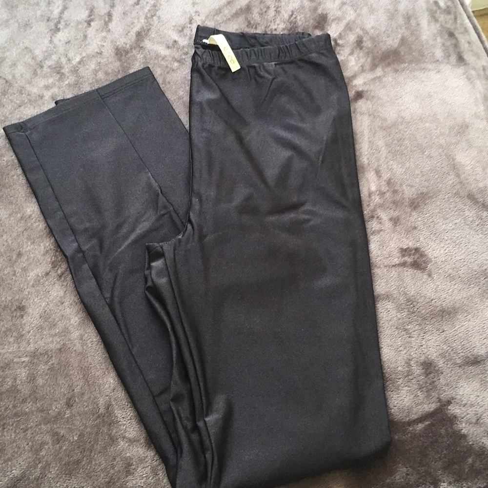 Black spandex leggings